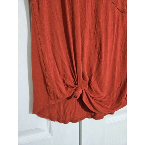 Another love medium women's tie front burnt orange tshirt - Picture 2 of 9